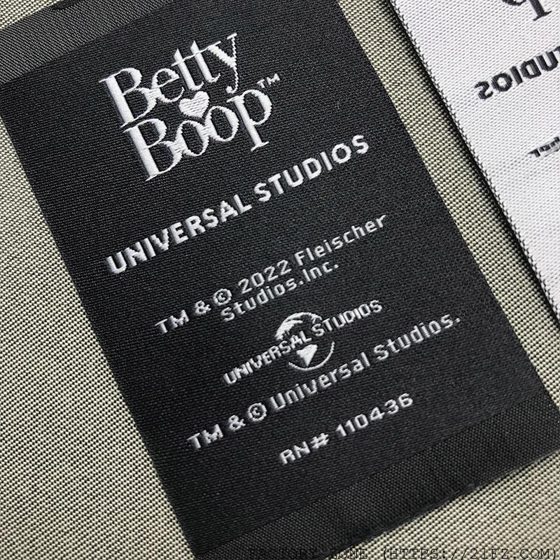 custom woven labels for clothing